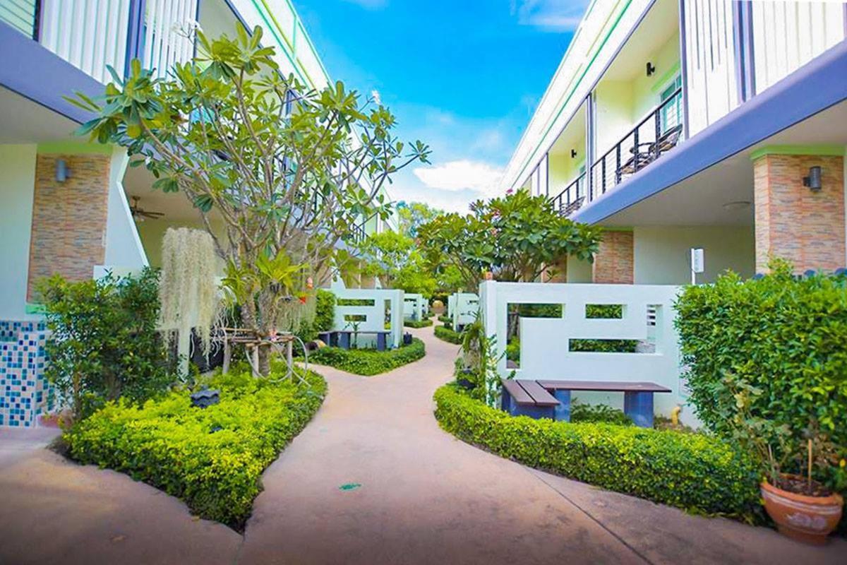 Baan Noppadol Hua Hin Resort Exterior photo